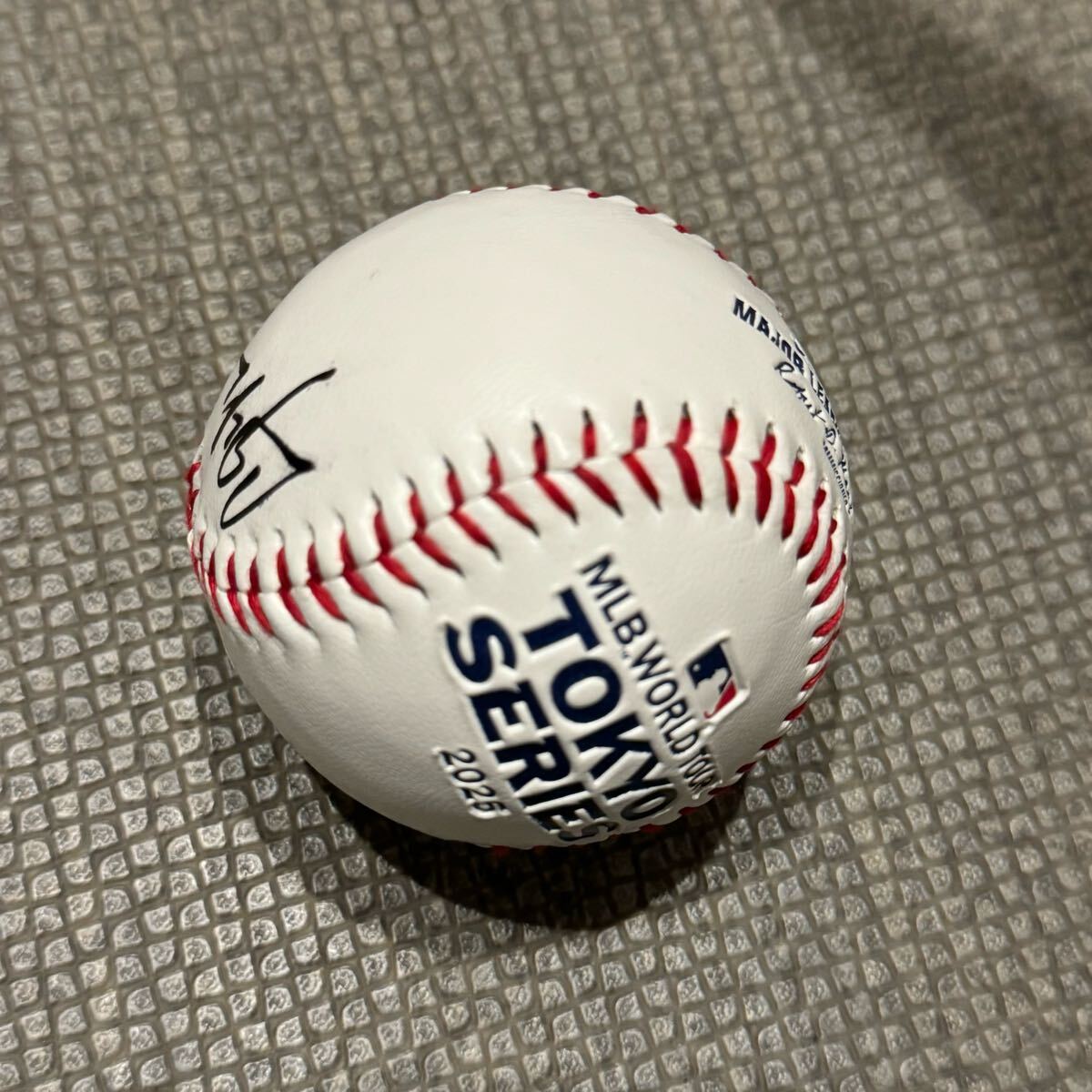 MLB Tokyo series ドジャース カーショウ 直筆サイン入り MLB Tokyo series ドジャース カーショウ 直筆サイン入り