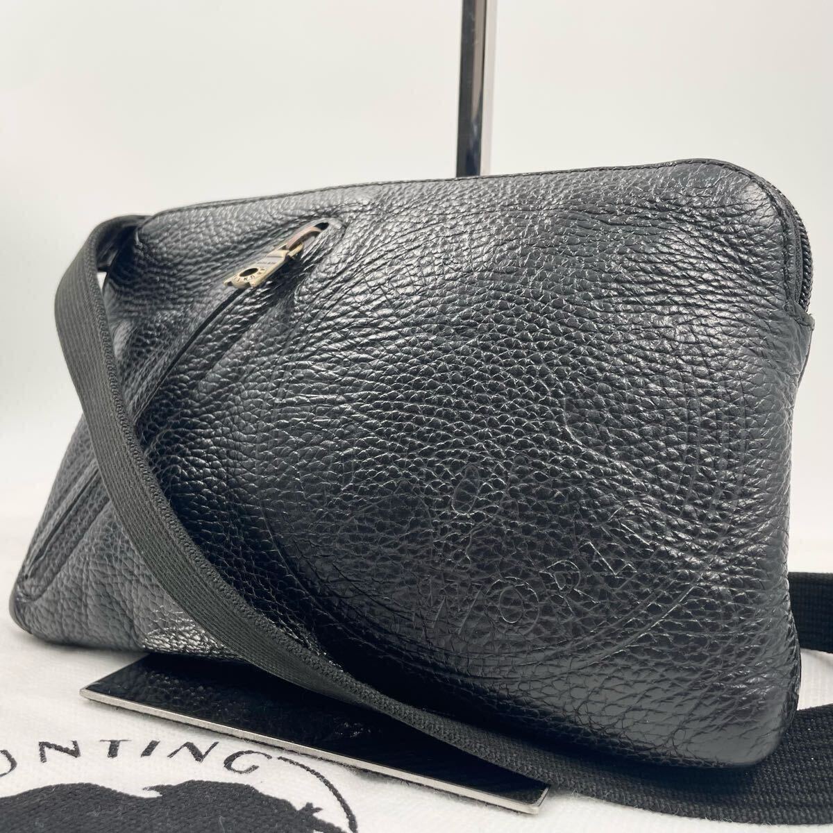 美品 Hunting World ハンティングワールド ショルダーバッグ 美品 Hunting World ハンティングワールド ショルダーバッグ