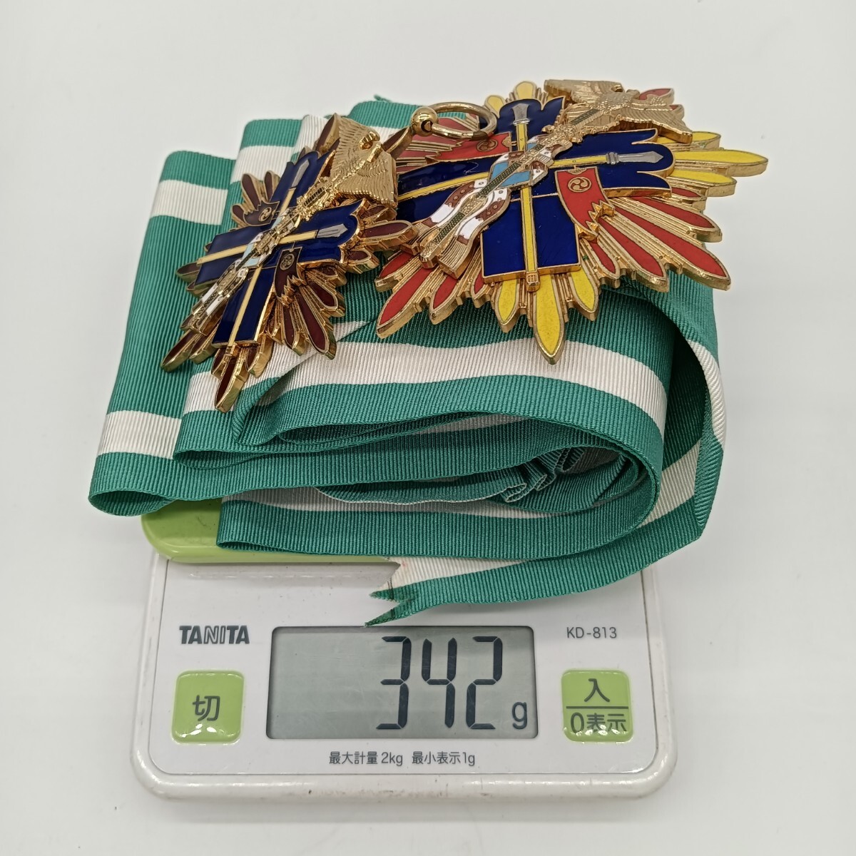 A2041】レア 功一級 金鵄勲章 複製品 レプリカ 正章副章 勲章 A2041】レア 功一級 金鵄勲章 複製品 レプリカ 正章副章 勲章