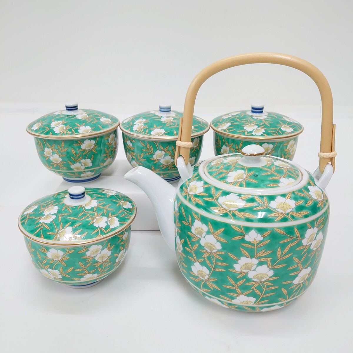 139 明宝窯 第一陶器 佐賀錦 蓋付茶器揃 急須 湯呑 4客 まとめて 139 明宝窯 第一陶器 佐賀錦 蓋付茶器揃 急須 湯呑 4客 まとめて