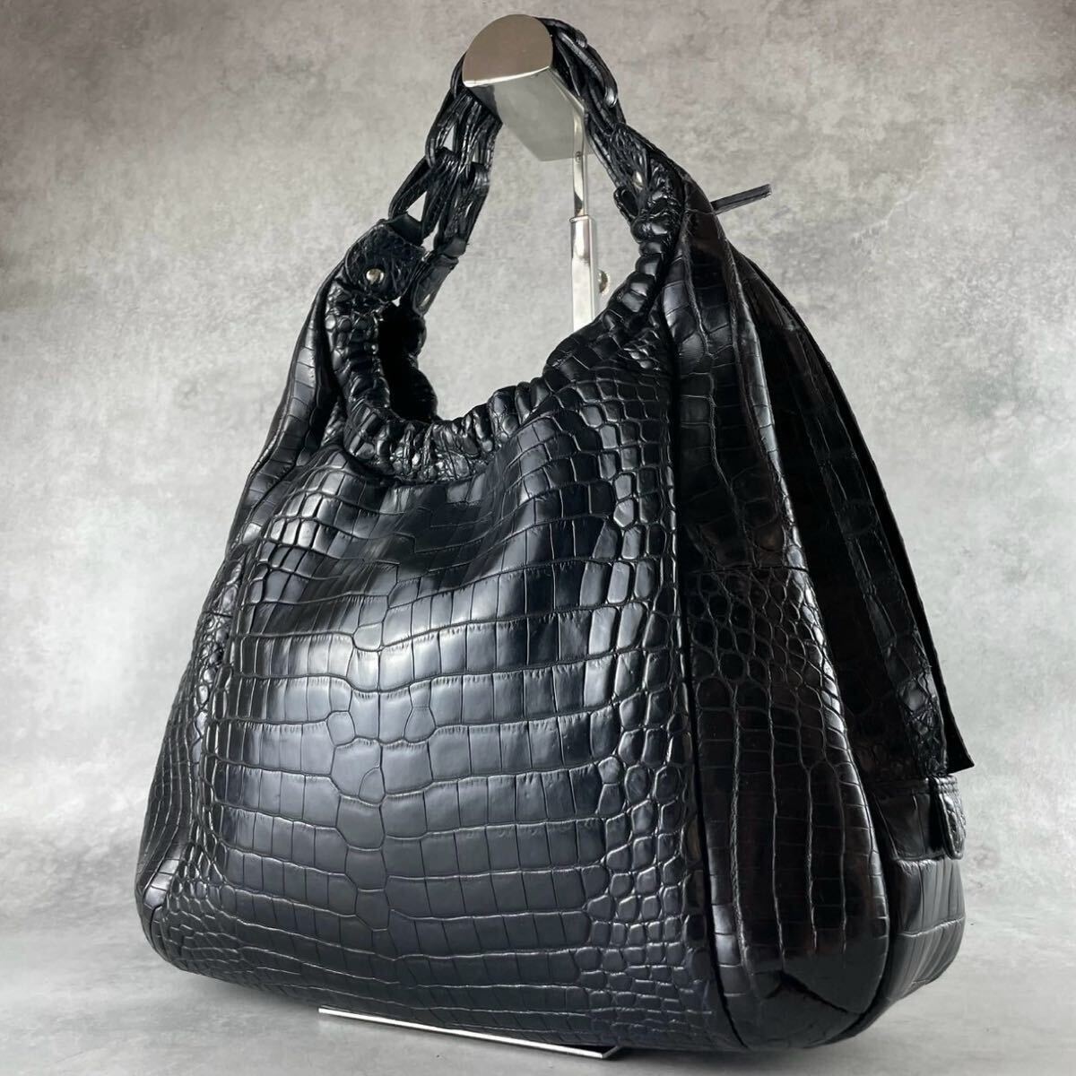 定価約40万超!!!極美品 リアルクロコダイル マット加工 トート 定価約40万超!!!極美品 リアルクロコダイル マット加工 トート