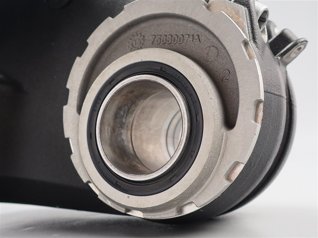 ?DUCATI/ムルティストラーダ1200S パイクスピーク 純正 片持ち スイングアーム/チェーンカバー付き (D0324A16) 2013年式