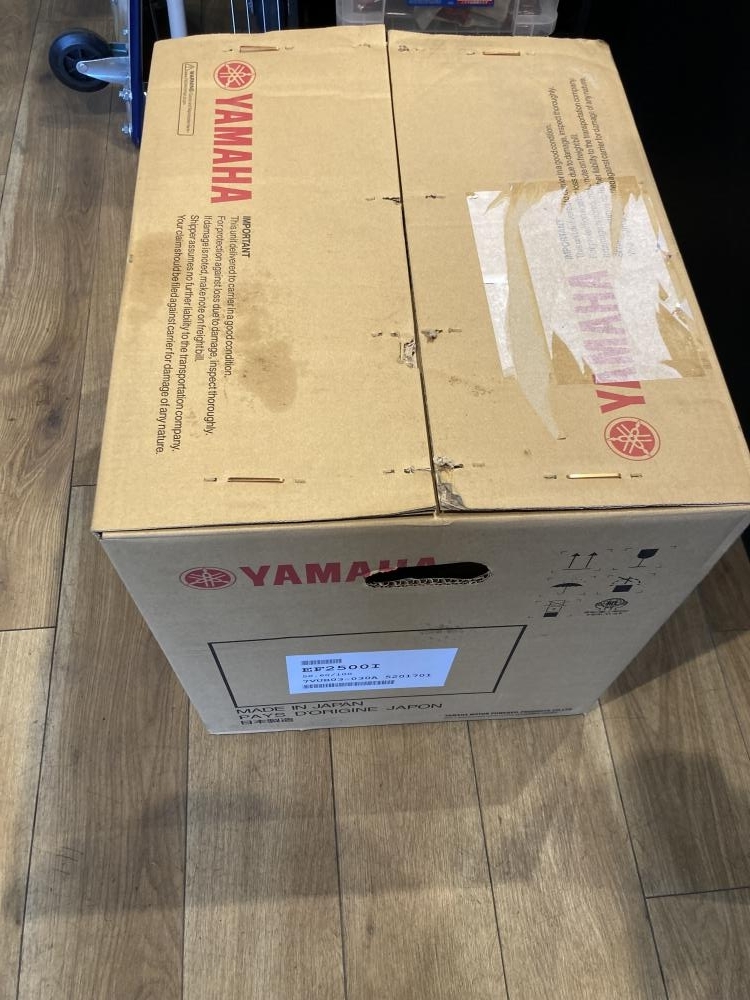 004* не использовался товар *YAMAHA инвертер генератор EF2500i* квитанция прямой приклеивание отправка * Sagawa Express отправка 