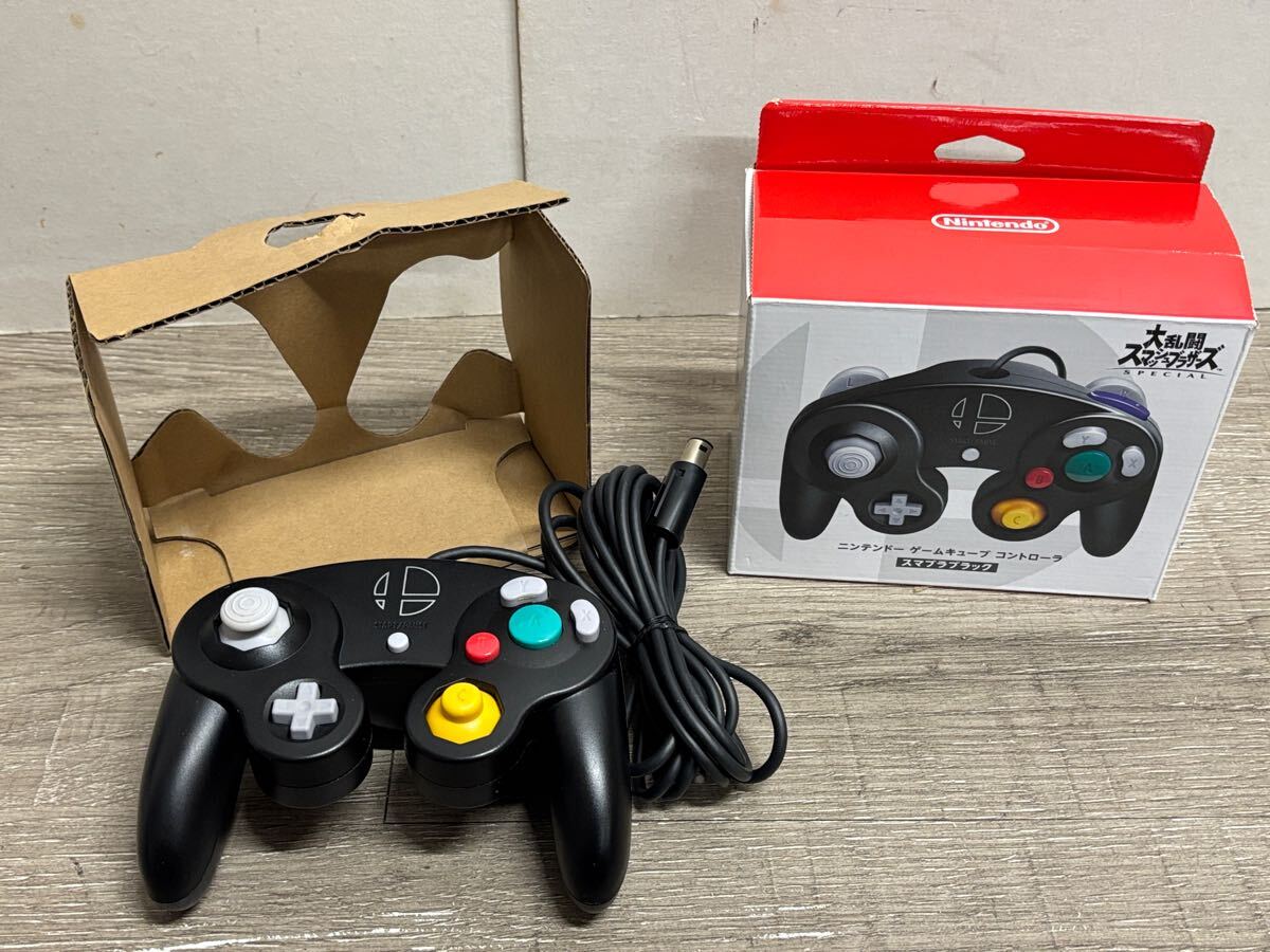 ☆ GC ☆ ゲームキューブ 専用 コントローラー スマブラブラック ☆ GC ☆ ゲームキューブ 専用 コントローラー スマブラブラック