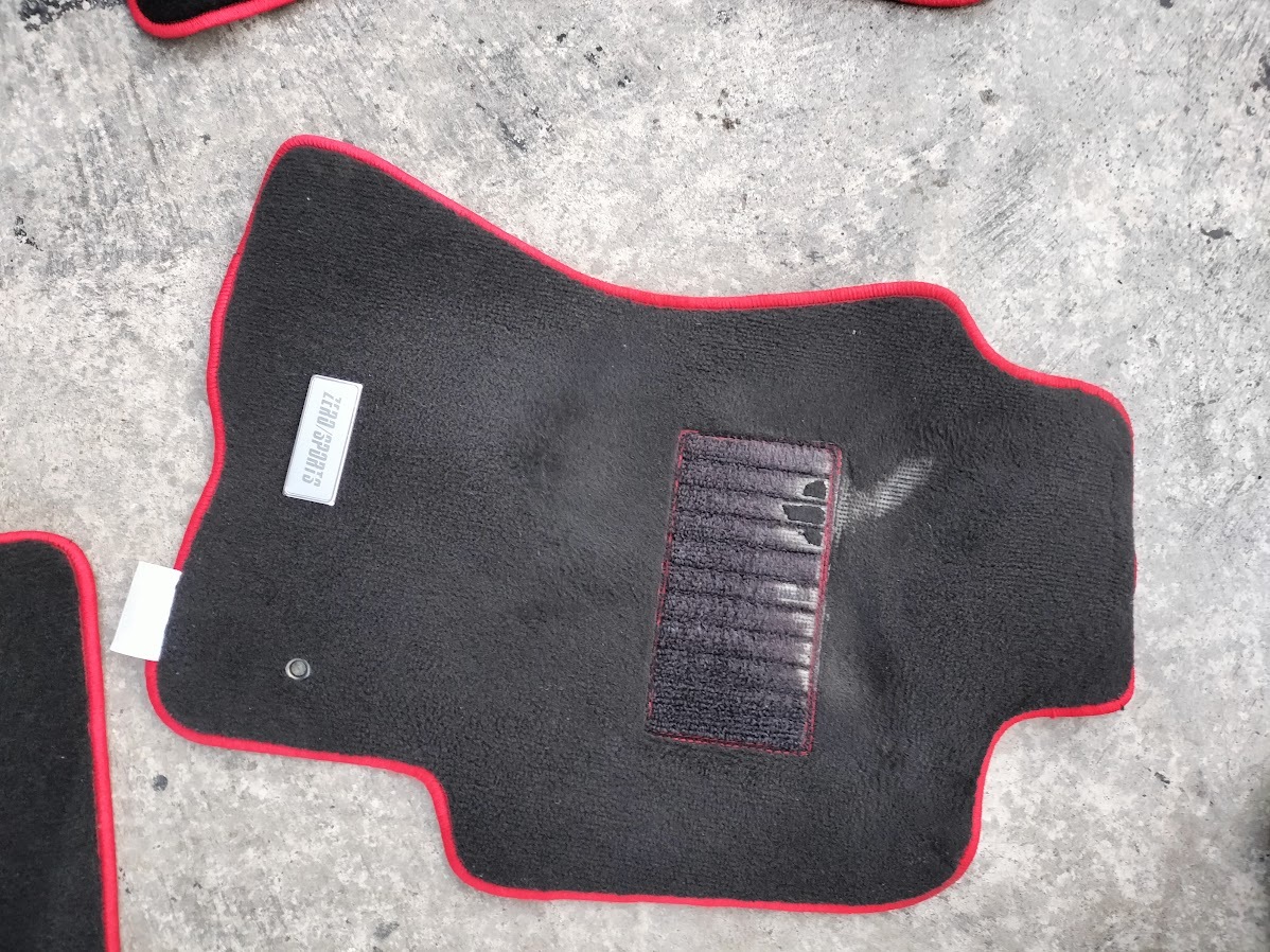 BP5/BL5レガシィ ZERO SPORTS フロアマット１臺分　ゼロスポーツ　BPE BLE BP９BL9 BPH