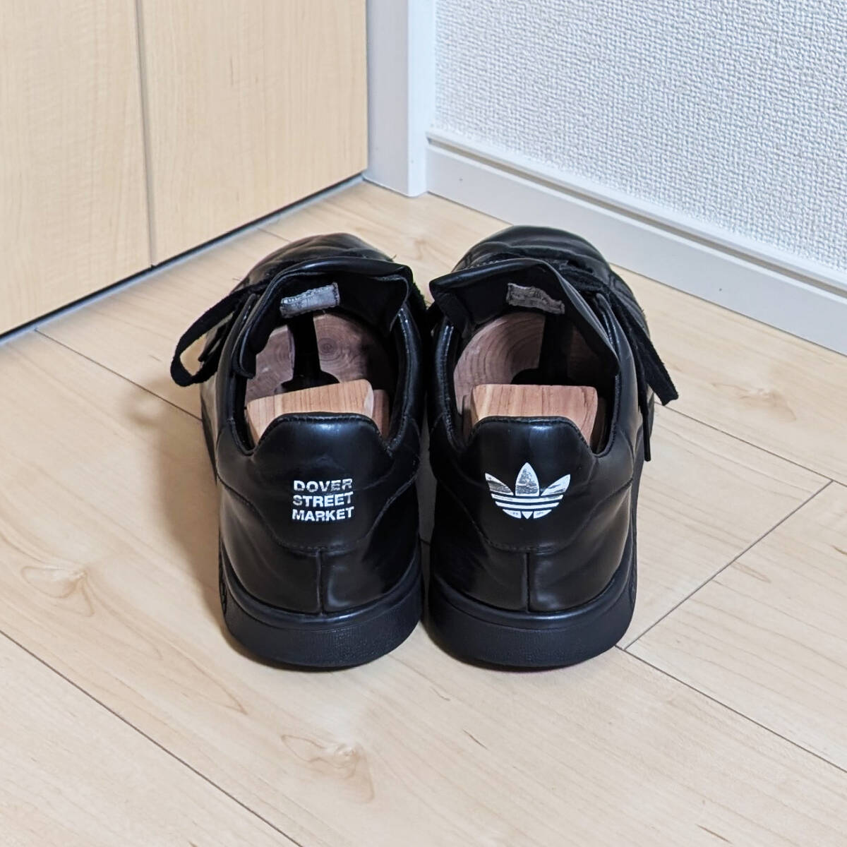 adidas Originals × Dover Street Market 限定スタンスミス adidas Originals × Dover Street Market 限定スタンスミス