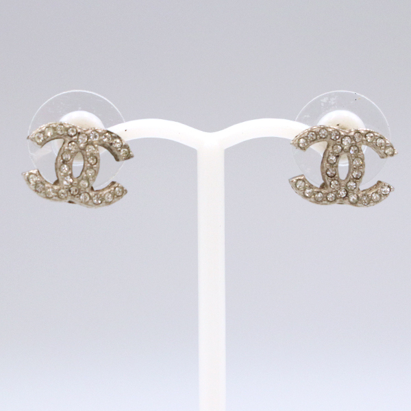 Yahoo!オークション - シャネル CHANEL ココマークピアス F16 V Yahoo!オークション - シャネル CHANEL ココマークピアス F16 V