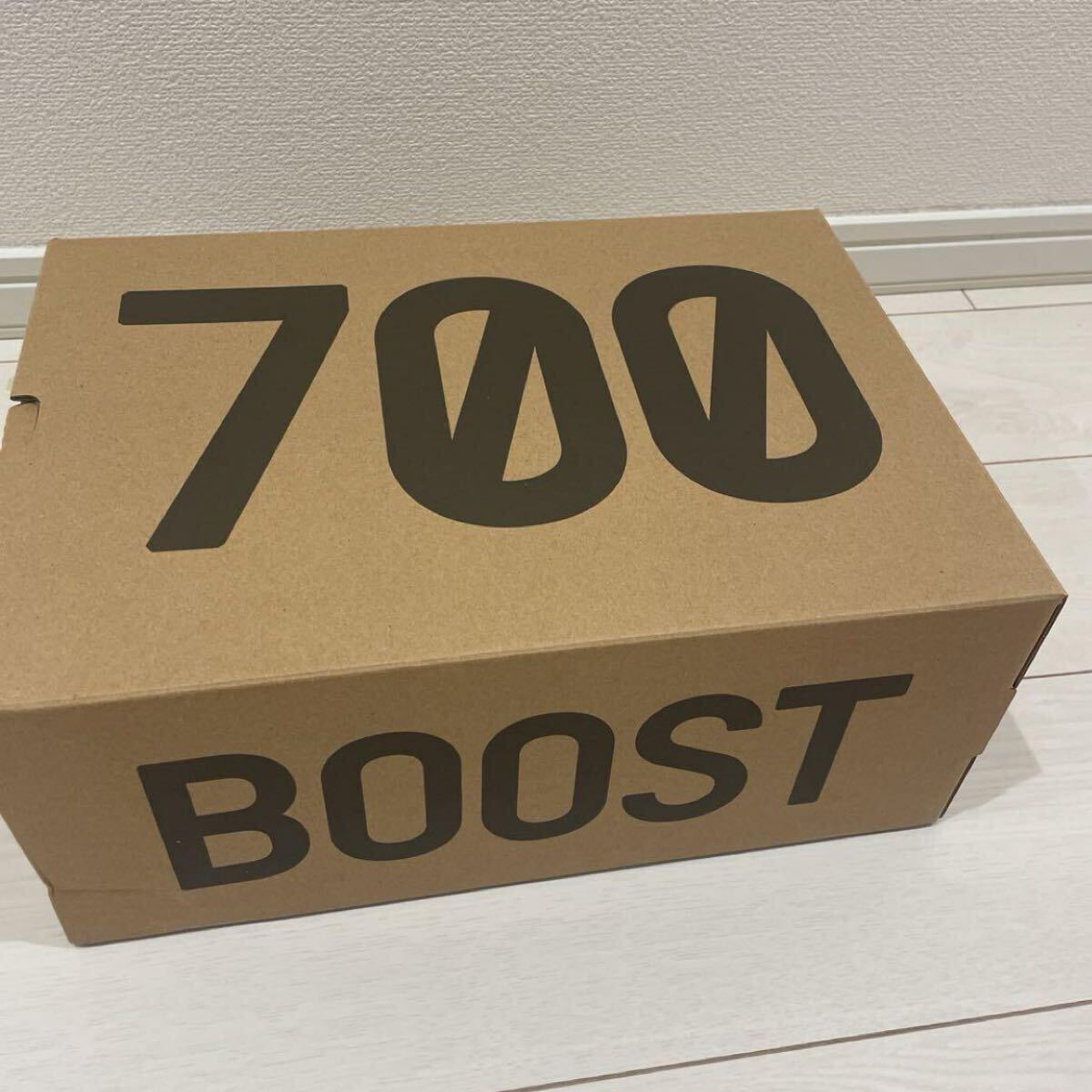 adidas YEEZY Boost 700 Wave Runnerアディダス イージーブースト 700 ウェーブランナー 27.0cm新品未使用タグ付