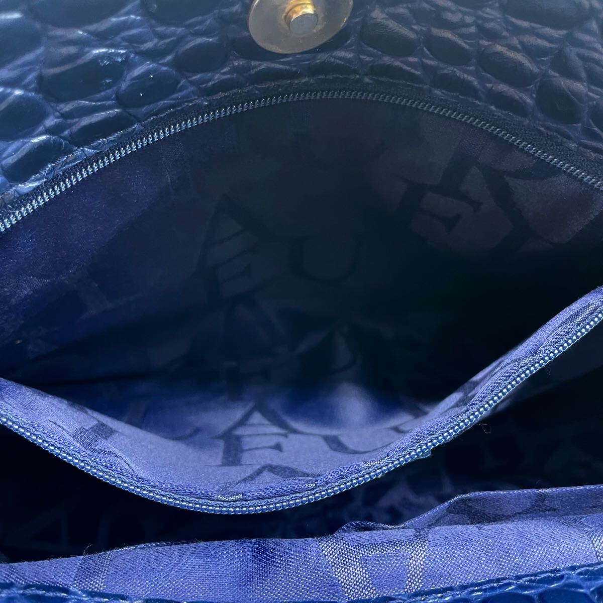 美品/希少色◎ フルラ FURLA メンズ A4収納 ビジネス トート 美品/希少色◎ フルラ FURLA メンズ A4収納 ビジネス トート