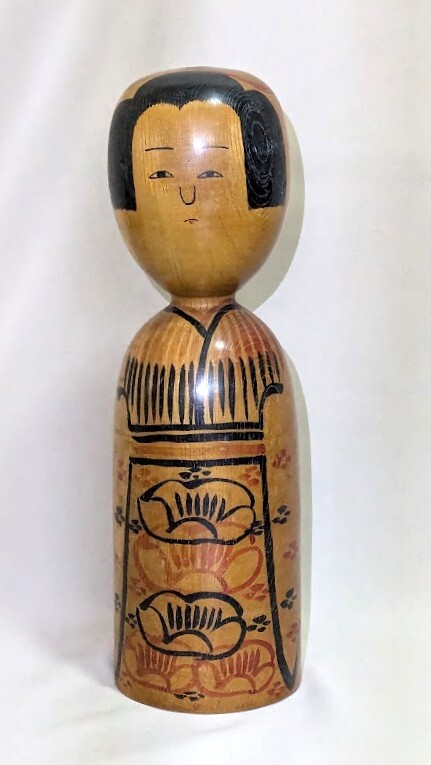 伝統こけし① 小椋久太郎作 秋田木地山 高さ44cm 民芸 KOKESHI 伝統こけし① 小椋久太郎作 秋田木地山 高さ44cm 民芸 KOKESHI