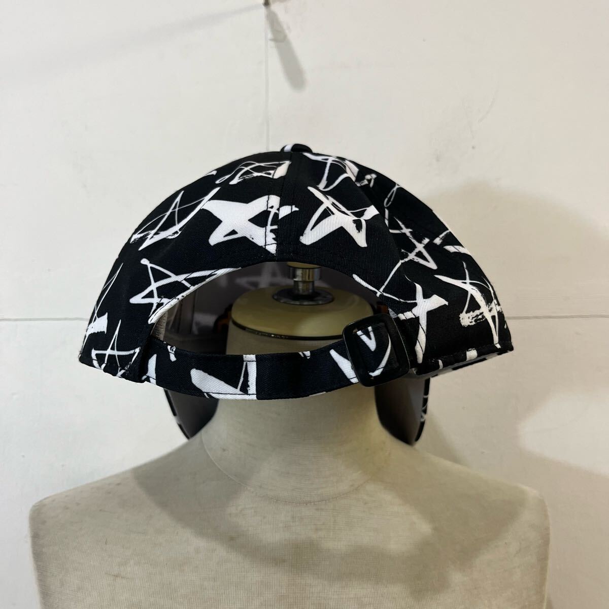 LOUDMOUTH キャップ 帽子 ゴルフウェア 総柄 シューティングスター 刺繍ロゴ 黒 ブラック 希少 ラウドマウス【レターパックプラス郵送可】