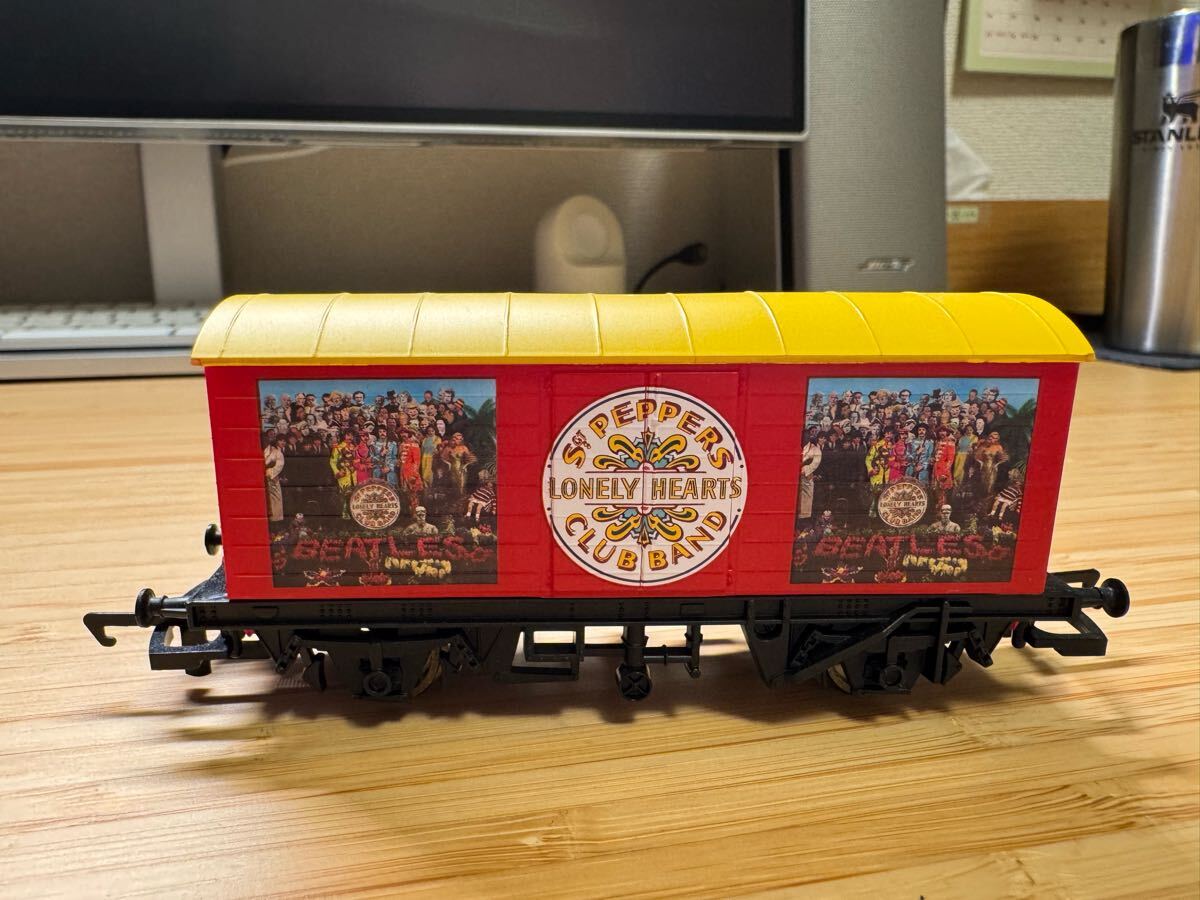 Yahoo!オークション - HORNBY ビートルズ貨車4両と牽引機 新品 Yahoo!オークション - HORNBY ビートルズ貨車4両と牽引機 新品