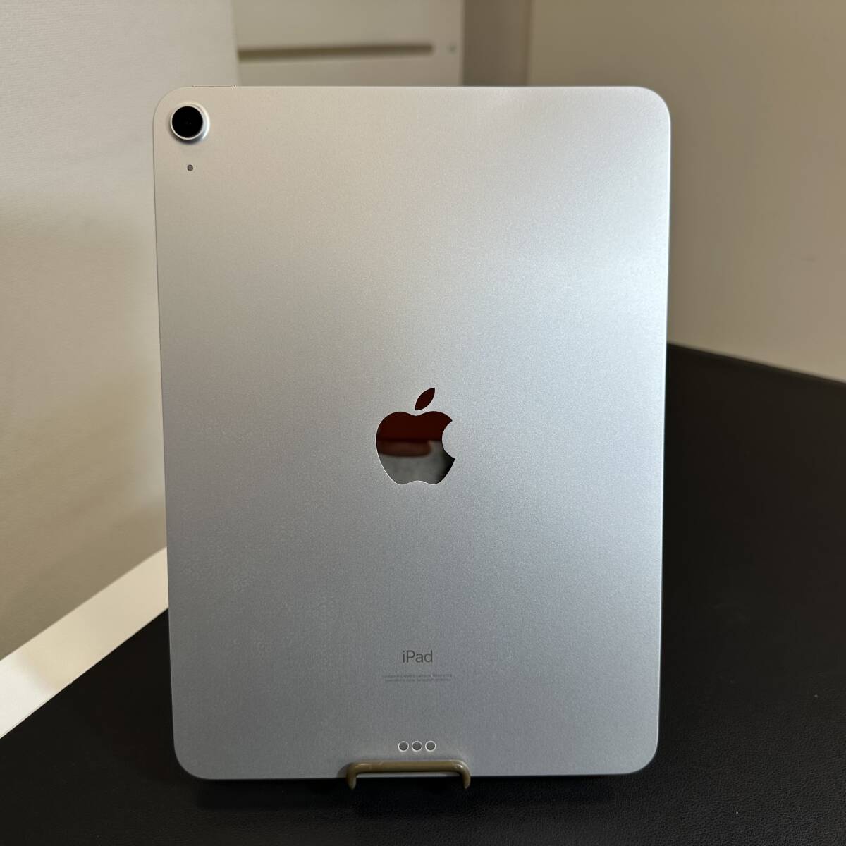 訳あり品!!】iPad Air第4世代 Wi-Fi モデル 256GB シルバー 銀 訳あり品!!】iPad Air第4世代 Wi-Fi モデル 256GB シルバー 銀