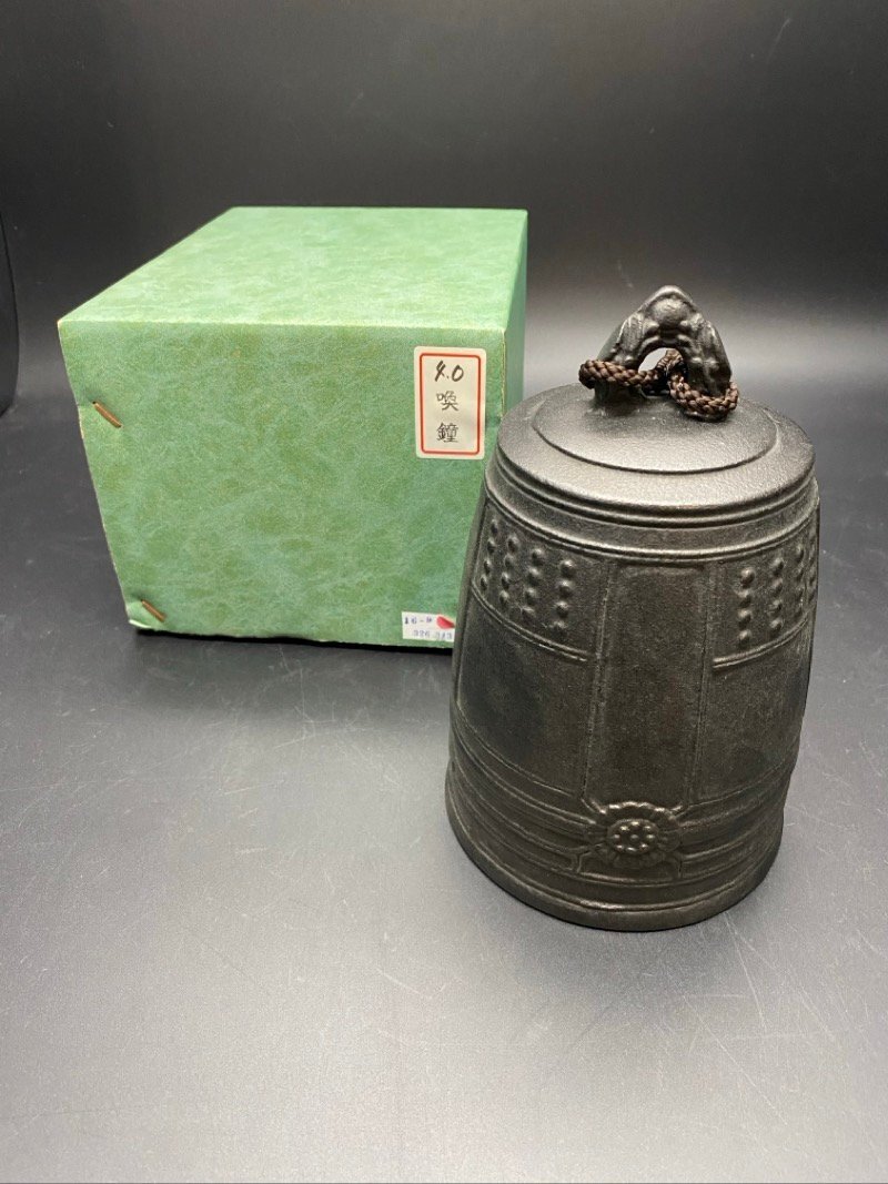 美品 喚鐘 茶道具 釣鐘 置物 茶事 高さ 約19㎝ 重量 約1.3