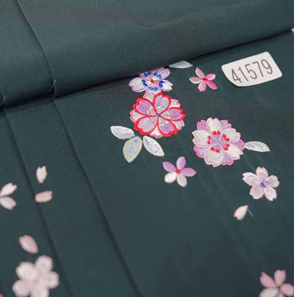 hakama вышивка лампа с бумажным абажуром hakama одиночный товар женщина . лопатка есть 10~13 лет для темно-зеленый цвет hakama длина 80cm... ангел девочка церемония окончания новый товар ( АО ) дешево рисовое поле магазин NO41579
