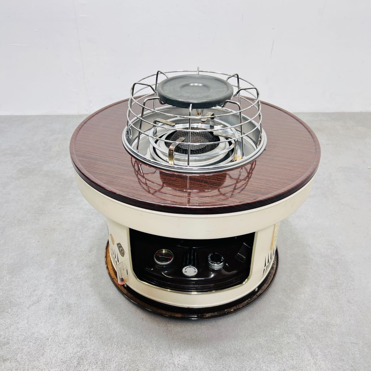 250307-021】【暖房器具】TOYOTOMI トヨトミ 石油こんろ HHA-2F 250307-021】【暖房器具】TOYOTOMI トヨトミ 石油こんろ HHA-2F