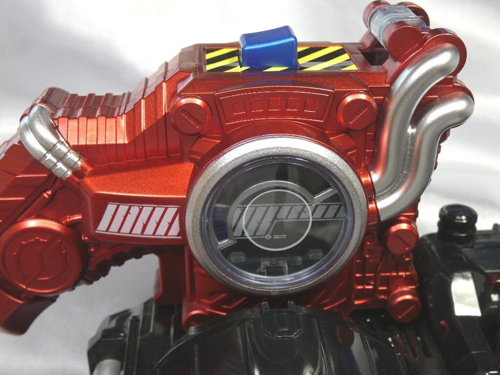重塗装＆発光改造【DXハザードトリガー】仮面ライダービルド劇中プロップ仕様 重塗装＆発光改造【DXハザードトリガー】仮面ライダービルド劇中