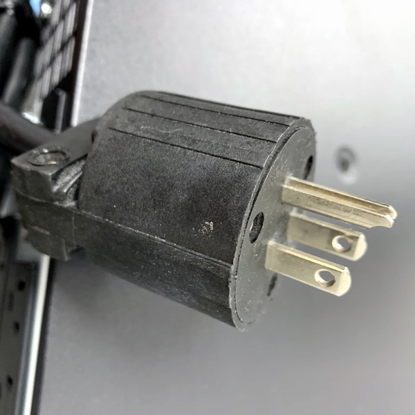 @S1945 現(xiàn)狀品 保証無し タワー/ラックマウント型 2U APC Smart-UPS1500(SURTA1500XLJ) AP9624 Interface Expander 2 スタビライザー付