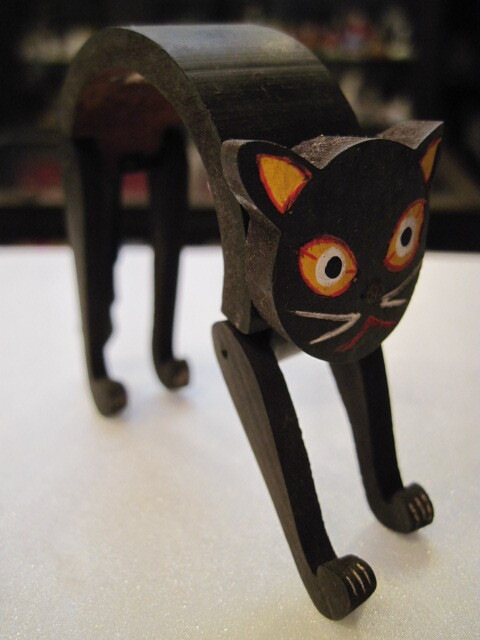 壽】戦前 竹細工 黒猫 郷土玩具 民芸品 木工玩具 昭和レトロ 壽】戦前 竹細工 黒猫 郷土玩具 民芸品 木工玩具 昭和レトロ