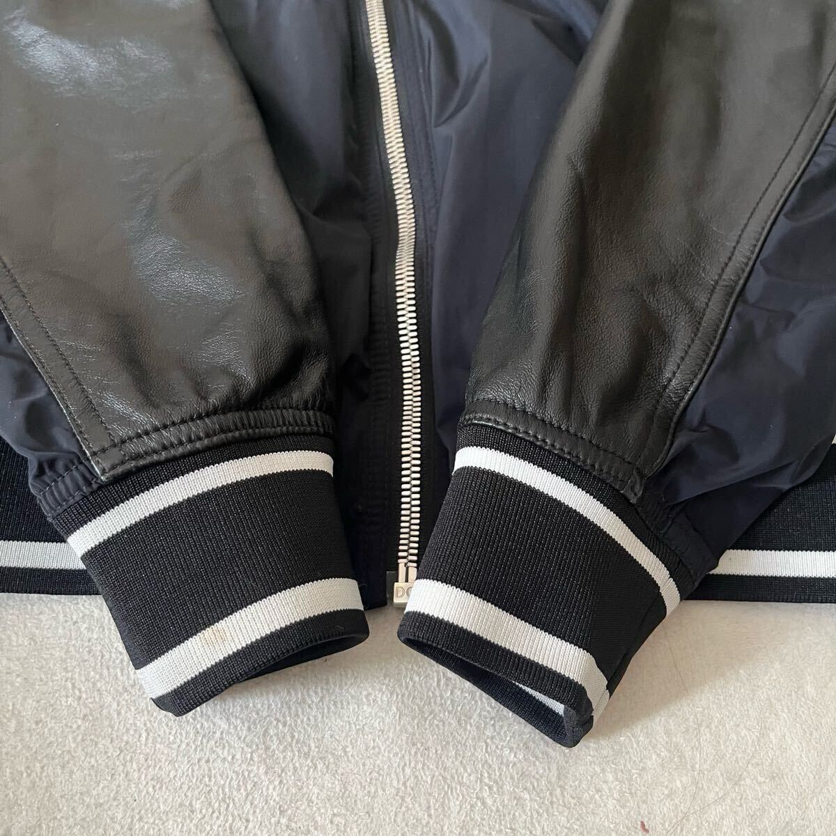 極美品 希少50/XL DOLCE&GABBANA ドルチェ&ガッバーナ 定価30万 極美品 希少50/XL DOLCE&GABBANA ドルチェ&ガッバーナ 定価30万