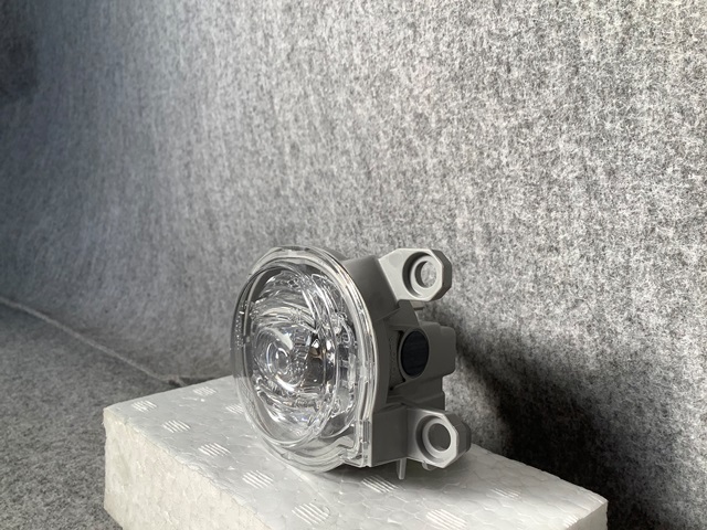 5096-X2　純正　フォグランプ　LED　右　☆_画像2