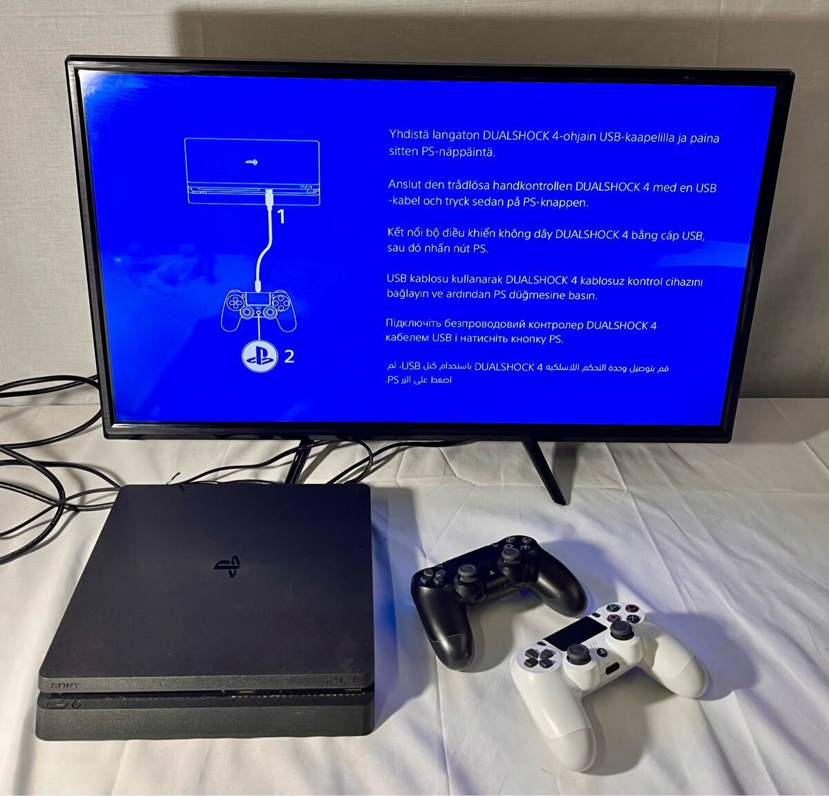 ①【中古品】 SONY Playstation4 PS4 プレステ4 CUH-2100A 500GB
