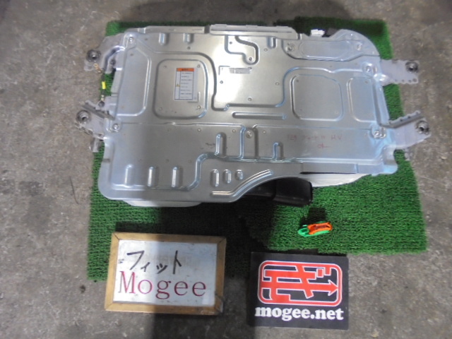 3FA9697 BI2)) ホンダ シャトル GP7 前期型 ハイブリッドX 純正 ハイブリッドバッテリー