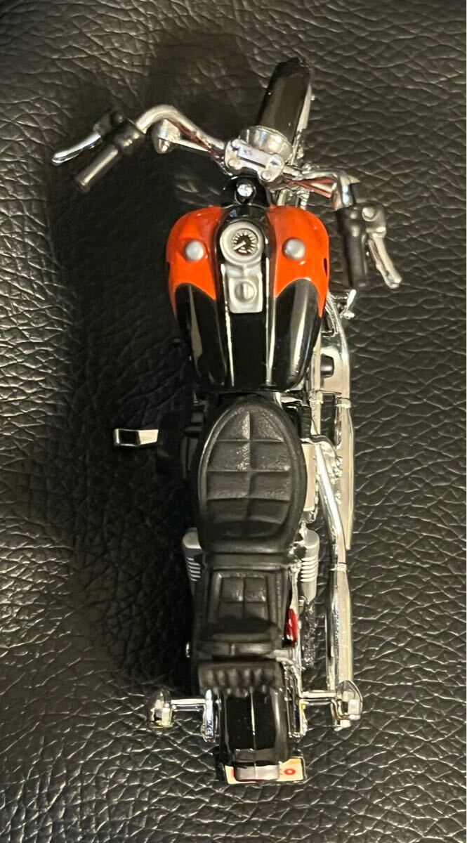 1/24 モーターサイクル ハーレーダビッドソン HARLEY-DAVIDSON 1980 FXWG Wide Glide ワイドグライド ブラック レッド マイスト maisto_画像6