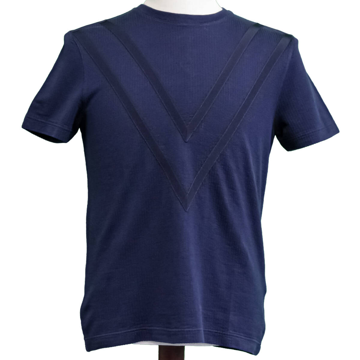 美品】LOUIS VUITTON ルイヴィトン Vロゴ 半袖Tシャツ XS 美品】LOUIS VUITTON ルイヴィトン Vロゴ 半袖Tシャツ XS