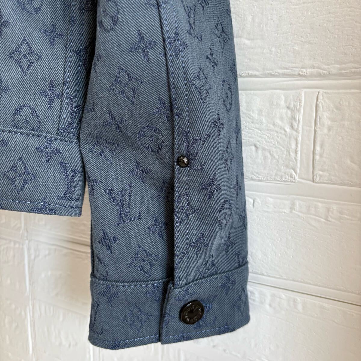 ☆未使用タグ付 LOUIS VUITTON ルイヴィトン モノグラム デニム ☆未使用タグ付 LOUIS VUITTON ルイヴィトン モノグラム デニム