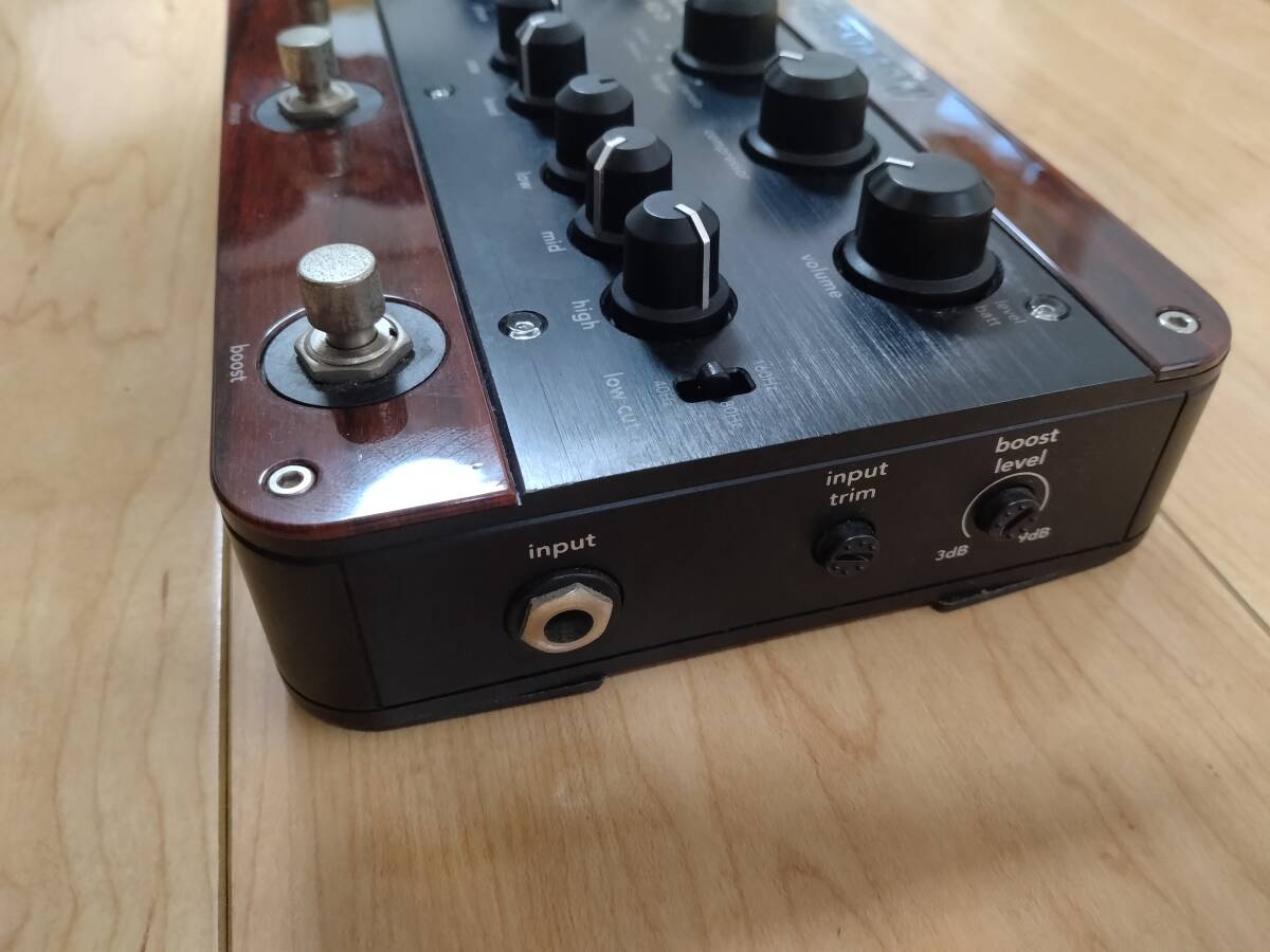 FISHMAN / TONEDEQ アコースティックギター用マルチエフェクター FISHMAN / TONEDEQ アコースティックギター用マルチエフェクター