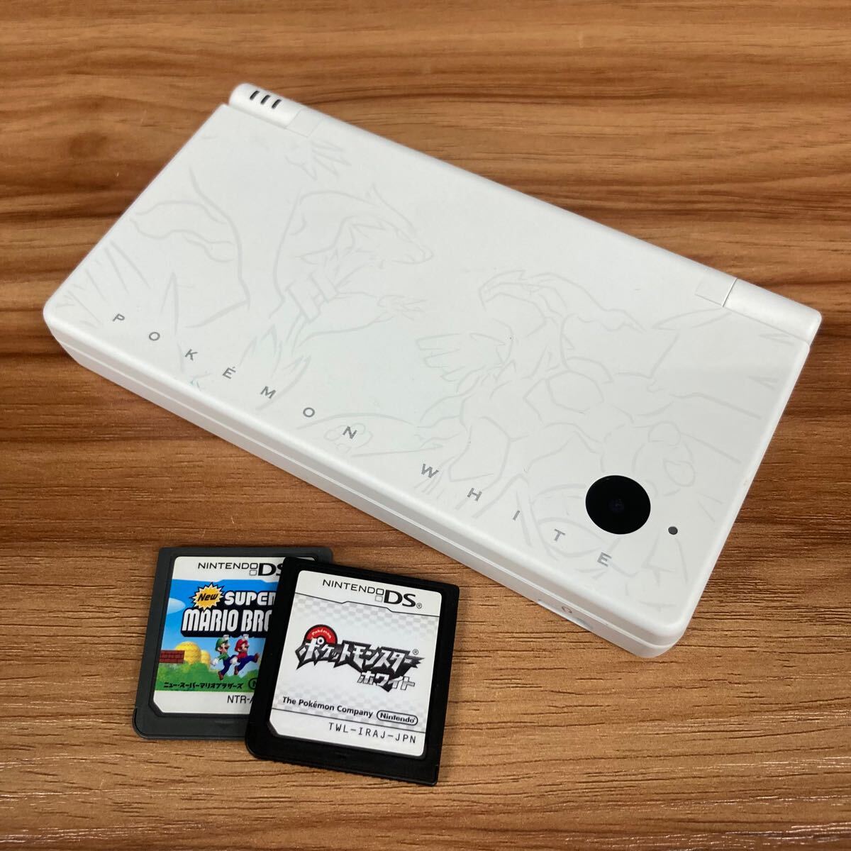 レシラム ゼクロムエディション ホワイト ニンテンドー DSi レシラム・ゼクロムエディション ホワイト TWL-001