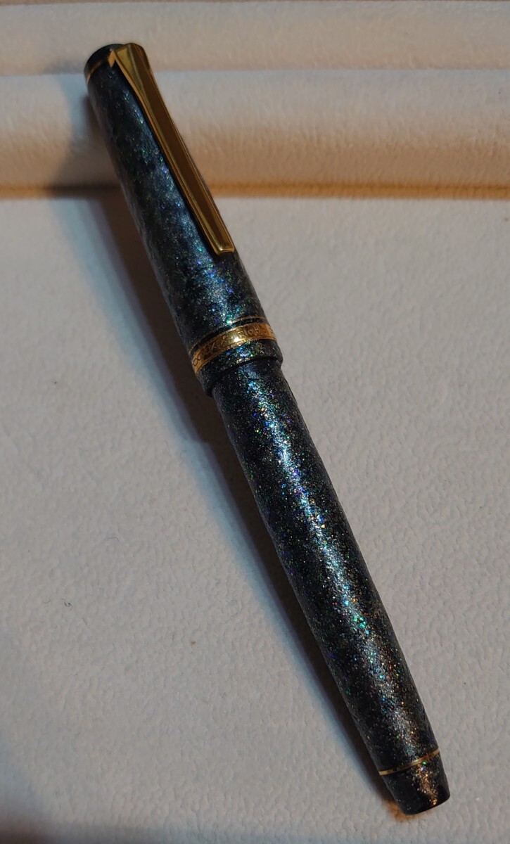 パイロット万年筆】『エラボーelabo 螺鈿象嵌樹脂軸/ペン先14K パイロット万年筆】『エラボーelabo 螺鈿象嵌樹脂軸/ペン先14K