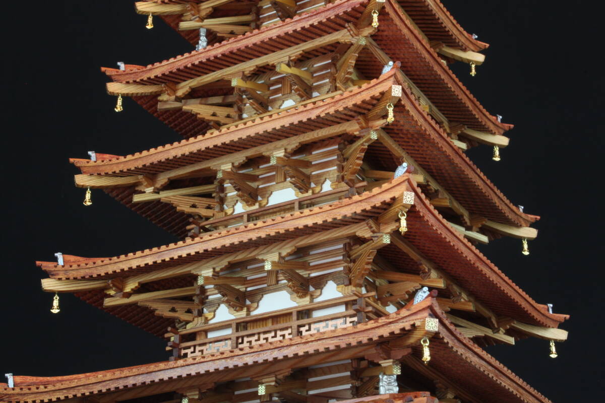 ☆最新作 小林工芸「1/70法隆寺五重塔」屋久杉・香椿 ☆最新作 小林工芸「1/70法隆寺五重塔」屋久杉・香椿
