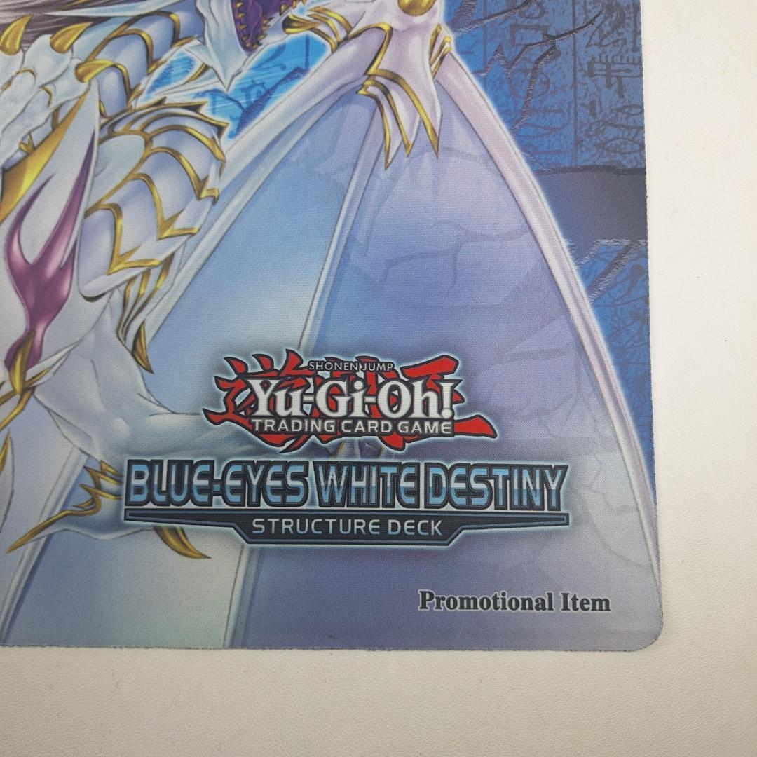 海外限定 公式品 青眼の究極霊竜 プレイマット 遊戯王 ②｜Yahoo