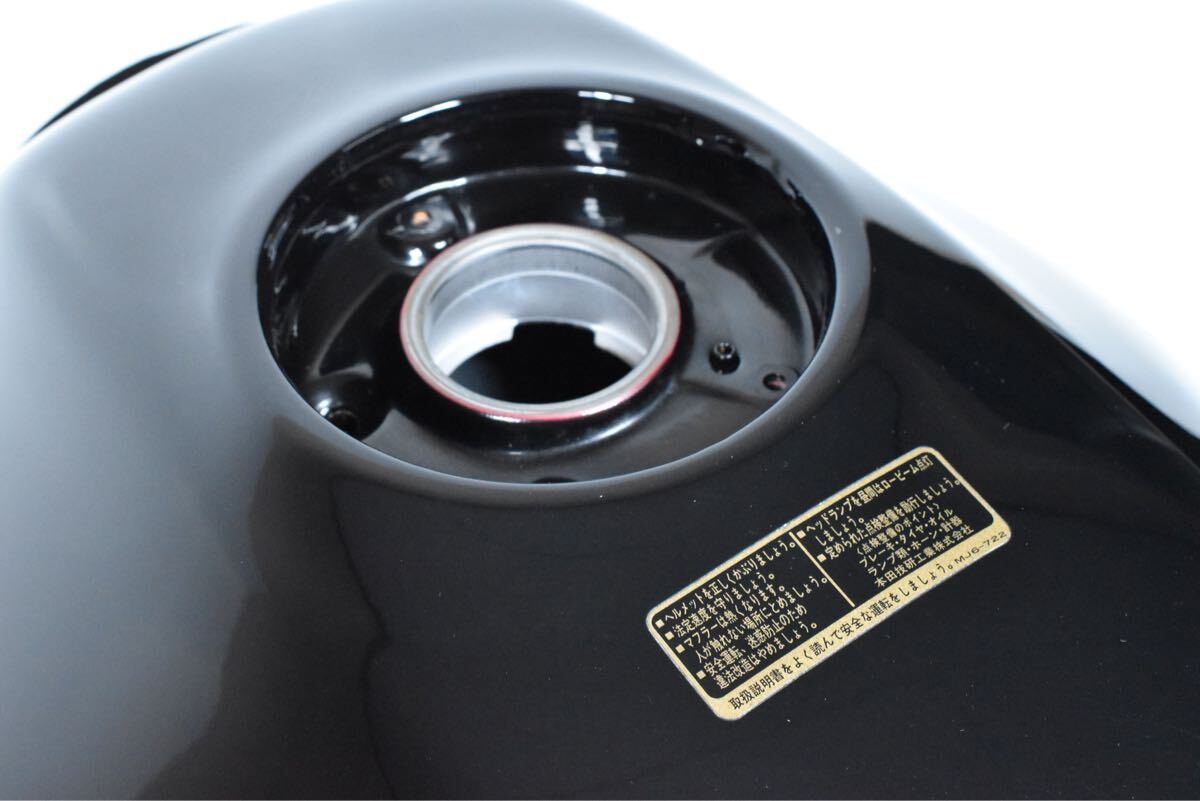 新車外し】ホンダ CB400SF NC31 純正ガソリンタンク 内サビ無し 新車外し】ホンダ CB400SF NC31 純正ガソリンタンク 内サビ無し
