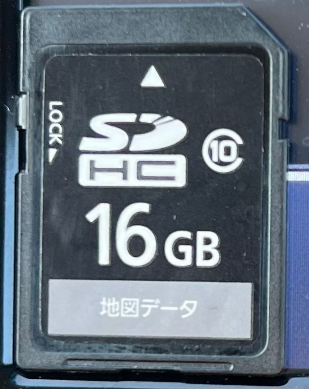 パナソニック/Panasonic CN-RE07WD SDカード　地図データ2020年　ストラーダ　カーナビ　送料230円