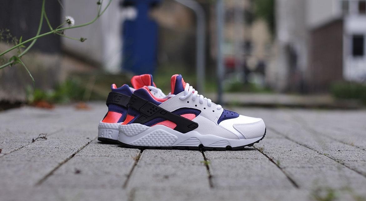 NIKE ナイキ WMNS エアハラチ 634835-103 Yahoo!オークション - 新品 NIKE ナイキ WMNS エアハラチ 634835