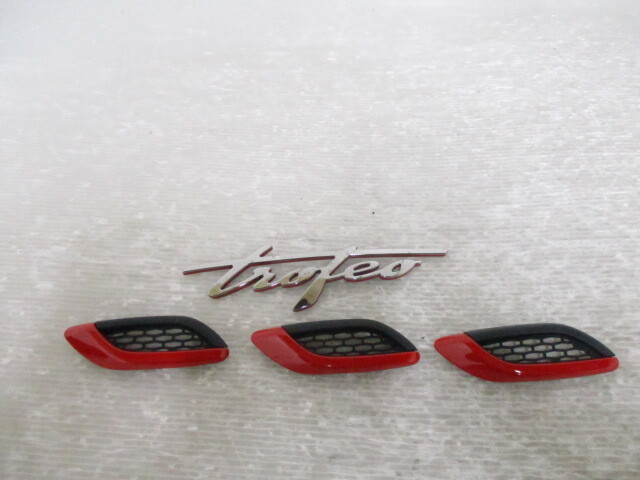 CS8898F Trofeo トロフェオ エンブレム マセラティ _画像1