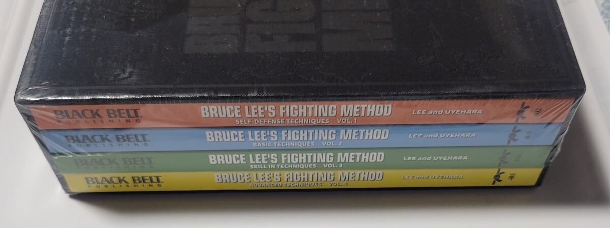 ブルース・リー COMPLETE FIGHTING METHOD・EXPANDED LIMITED EDITION BOOKブルース・リー格闘術 豪華限定版(アメリカ本)未開封 大型本_画像5