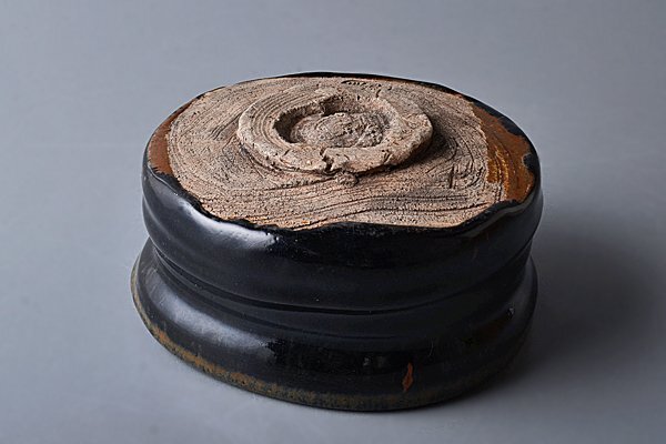 k562【和み】茶道具 陶寿書付箱 加藤春丹作 古瀬戸黒茶碗 検