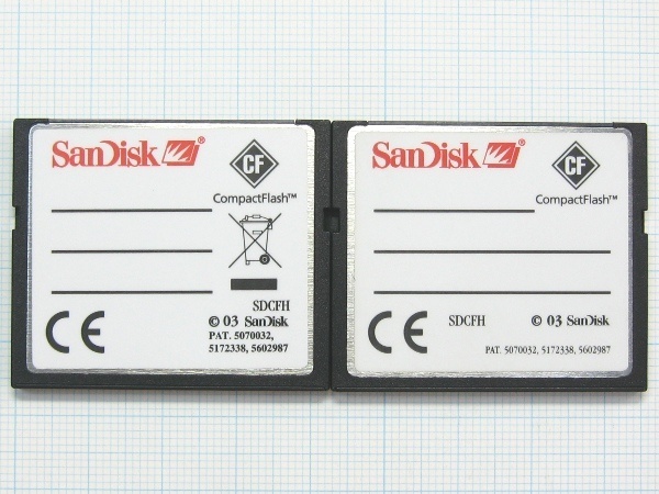 ★SanDisk コンパクトフラッシュ １ＧＢ ２枚 中古★送料１１０円?１８５円