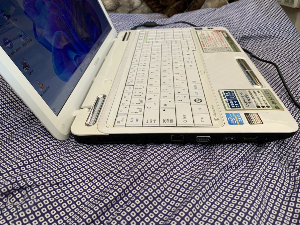 TOSHIBA dynabook T451/57DW Core i7/SSD256G/メモリ 8G/