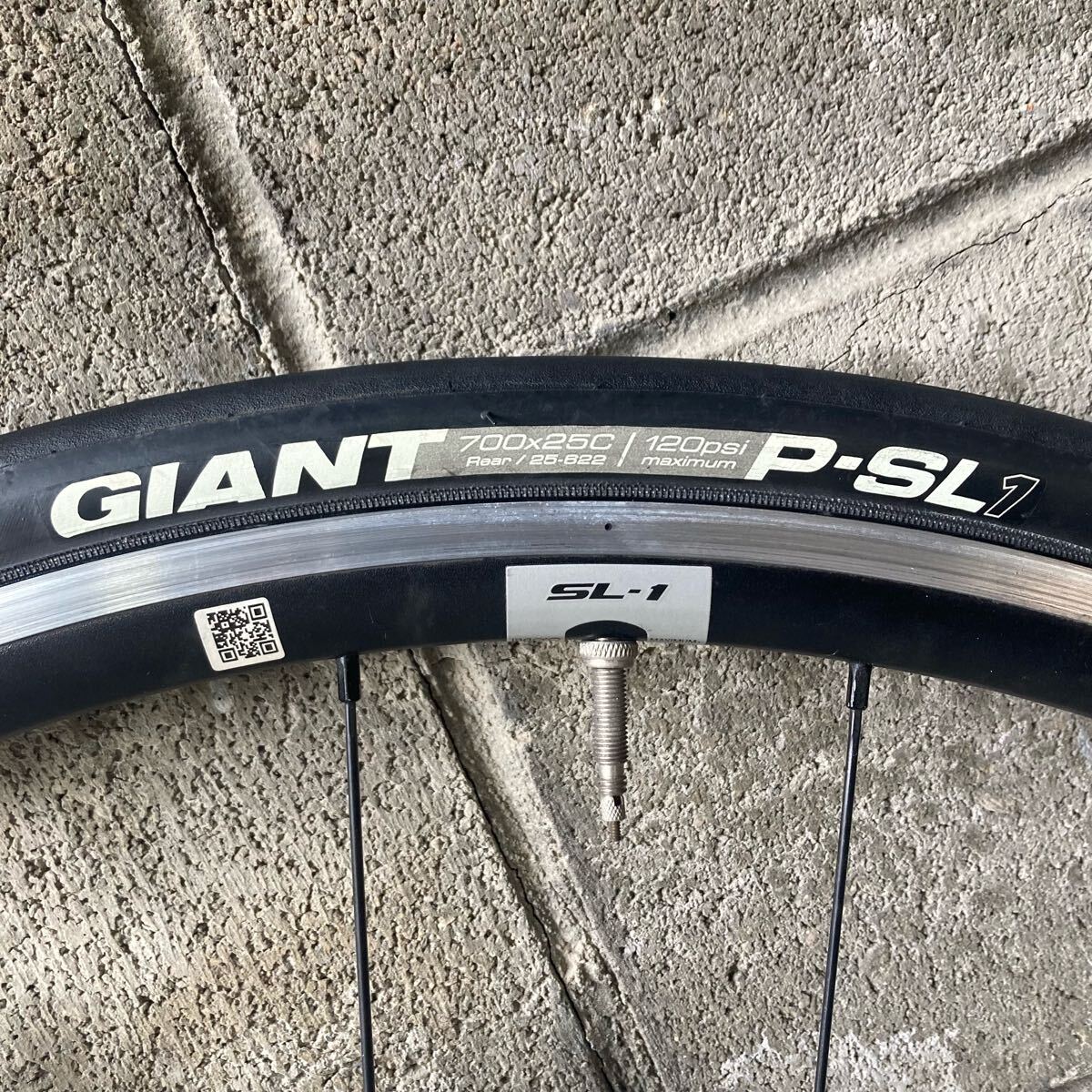 全国送料無料の通販 GIANT 11S PR-2ホイールP-SL1 25cタイヤ 全国送料無料の通販 GIANT 11S PR-2ホイールP-SL1 25cタイヤ
