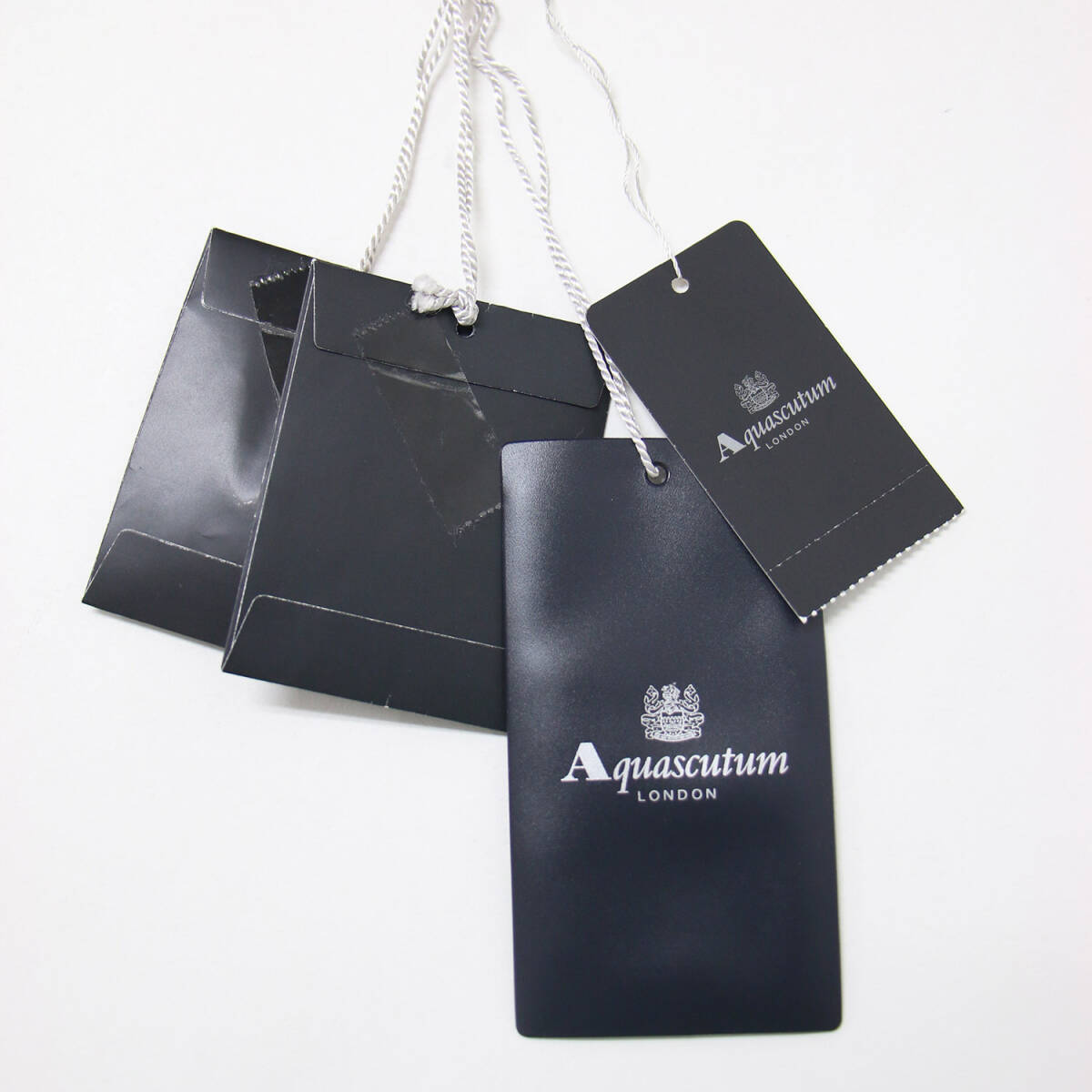 【新品】Aquascutum アクアスキュータム コート ベージュ サイズ:6(S) / ベーシック トレンチコート / ロング丈 ライナー アニマル柄