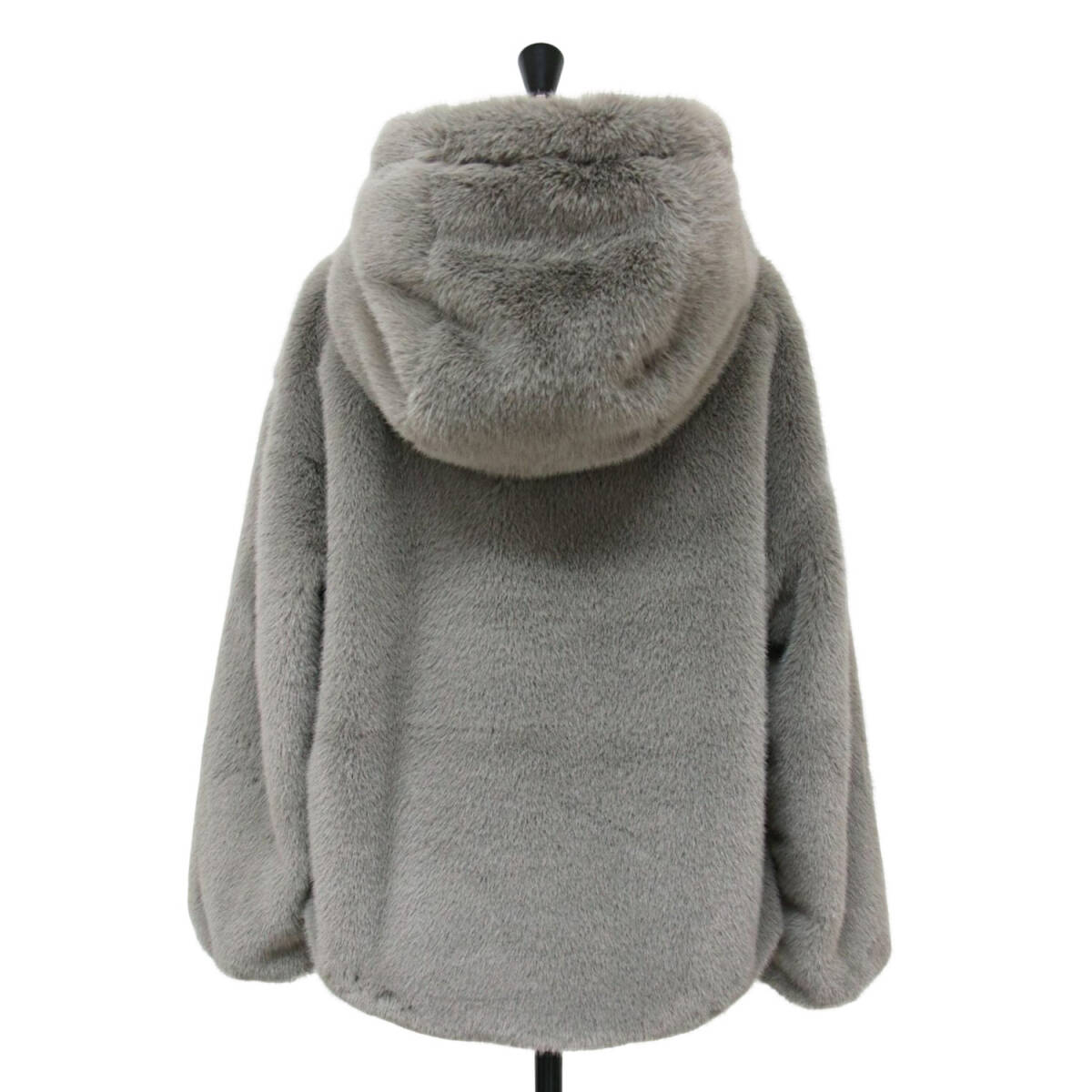 【美品】HERNO ヘルノ ジャケット グレージュ サイズ:42(9號(hào)) / 24秋冬 フェイクファー ジャケット / ショート丈 グログランリボン