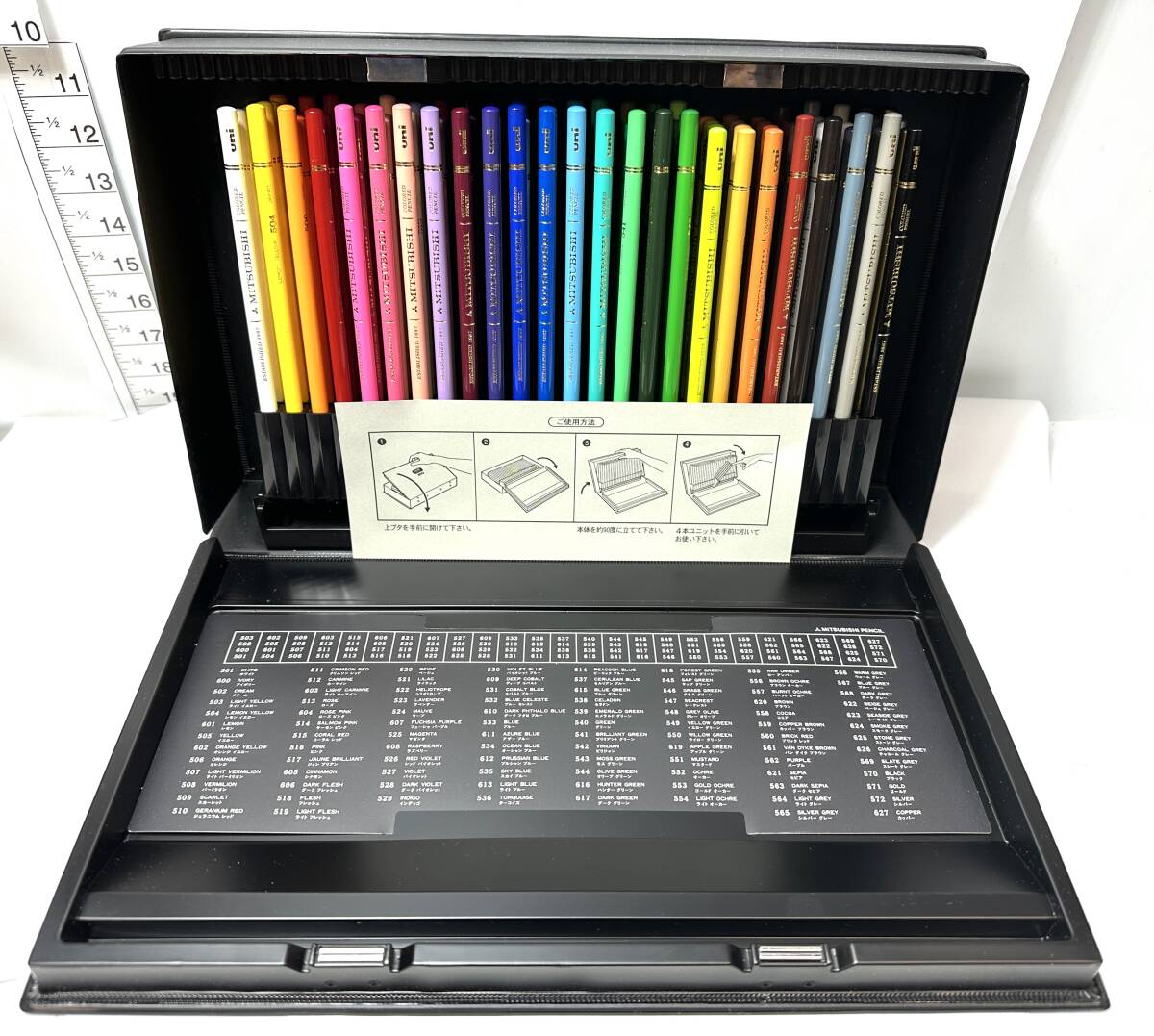 未使用品と思われます 三菱鉛筆 色鉛筆 ユニカラー100色セット UC100C 文房具 畫材 3/7
