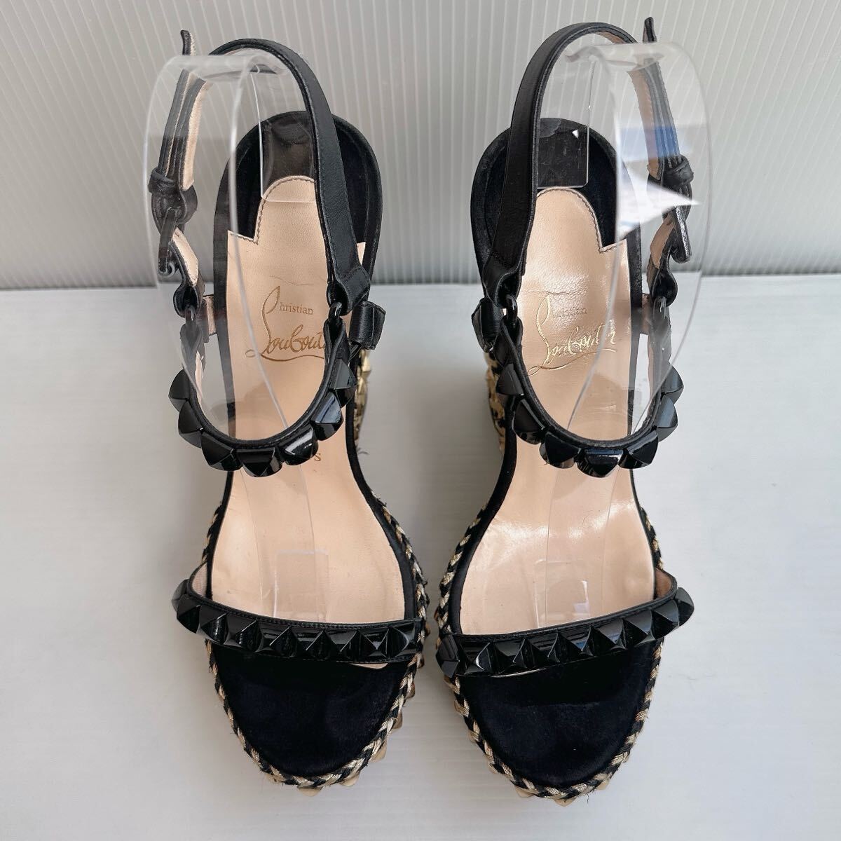 Christian Louboutin クリスチャンルブタン スタッズ ストラップ Christian Louboutin クリスチャンルブタン スタッズ ストラップ