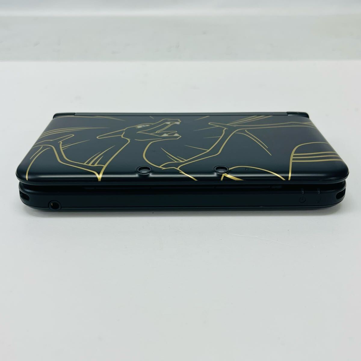 ☆美品・送料無料・1円〜☆ Nintendo ニンテンドー3DS LL 本体 ☆美品・送料無料・1円〜☆ Nintendo ニンテンドー3DS LL 本体