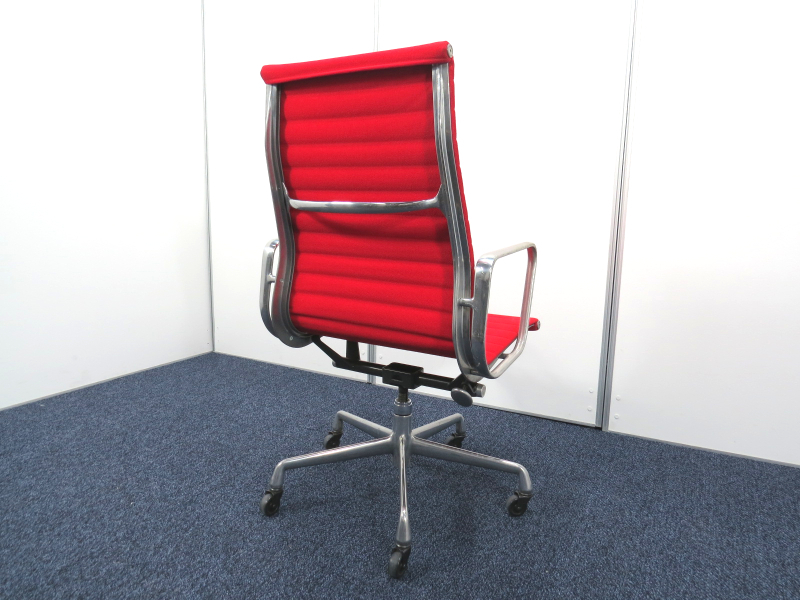 イームズ アルミナムチェア ハーマンミラー(Herman Miller) 中古 Y0017